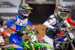 Bell Moto-10 Spherical Fasthouse DITD 23 Helmet -HJC Store bell moto 10 spherical helmet on rider 52564.1672333343