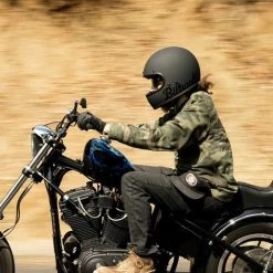 Biltwell Gringo Factory ECE Helmet 13 Biltwell Gringo Factory ECE Helmet -HJC Store biltwell gringo factory ece 22 05 helmet flat black in action 11304.1695598062