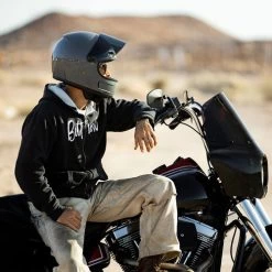 Biltwell Gringo SV Helmet -HJC Store biltwell gringo sv helmet gloss storm grey in action 81200.1695301007