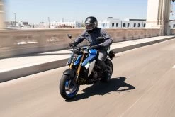 HJC C10 Helmet -HJC Store hjc c10 helmet on rider 11803.1670197893